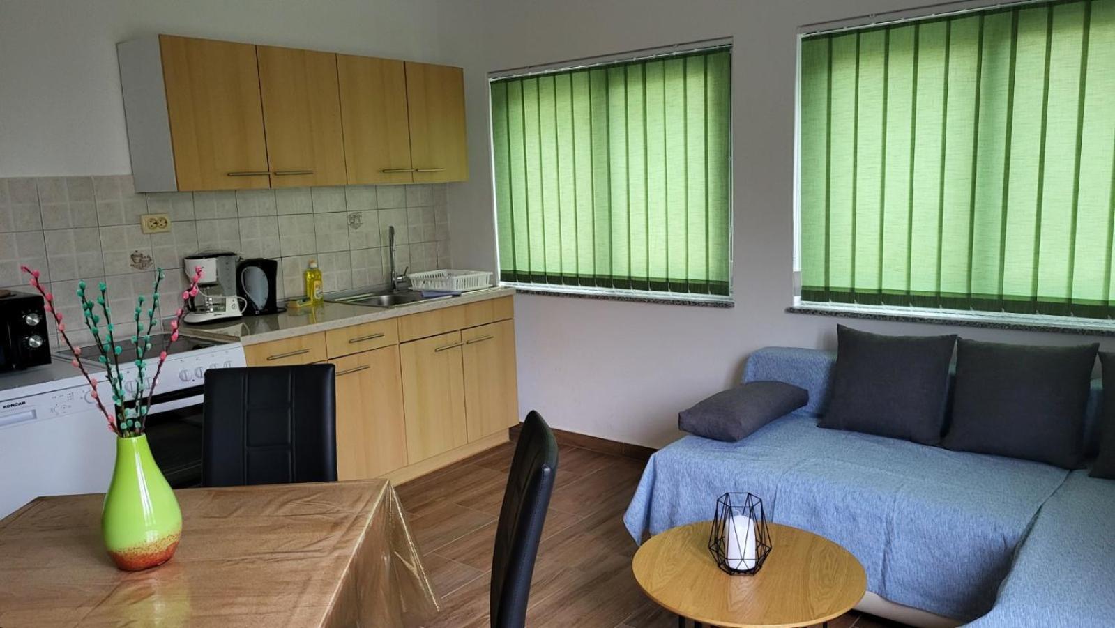 Apartman Padova Banjol Exterior photo