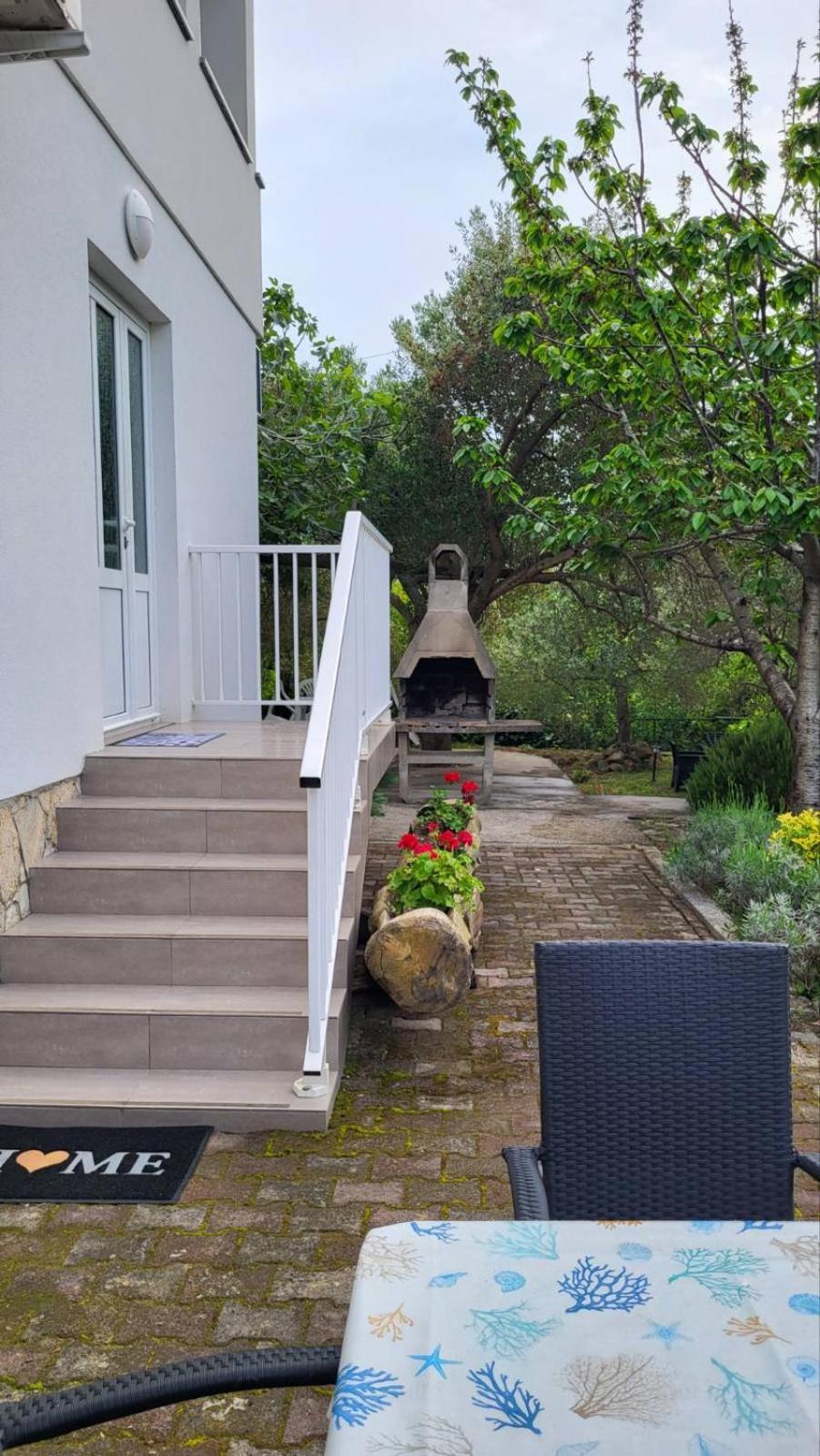 Apartman Padova Banjol Exterior photo